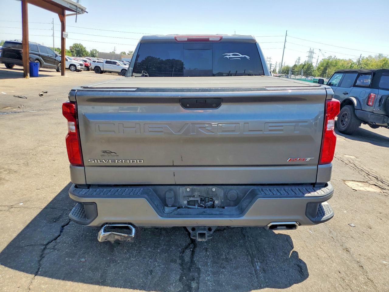 2021 Chevrolet Silverado K1500 Rst - Фото 6