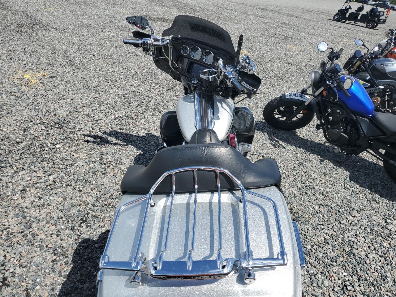 2015 Harley-Davidson Flhxse Cvo Street Glide - Image 6
