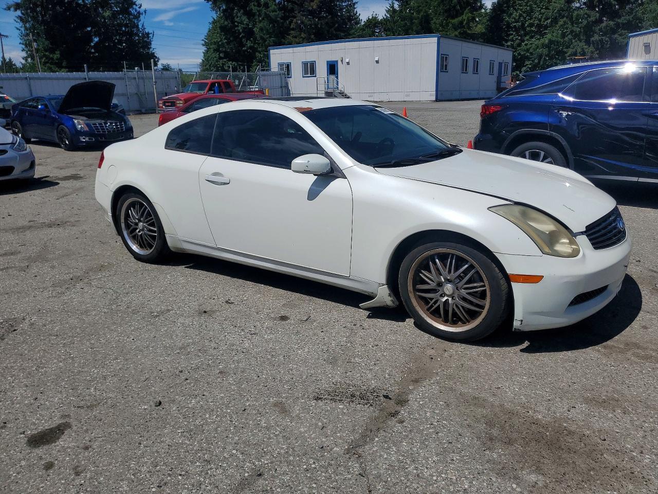 2005 Infiniti G35 Base - Image 4