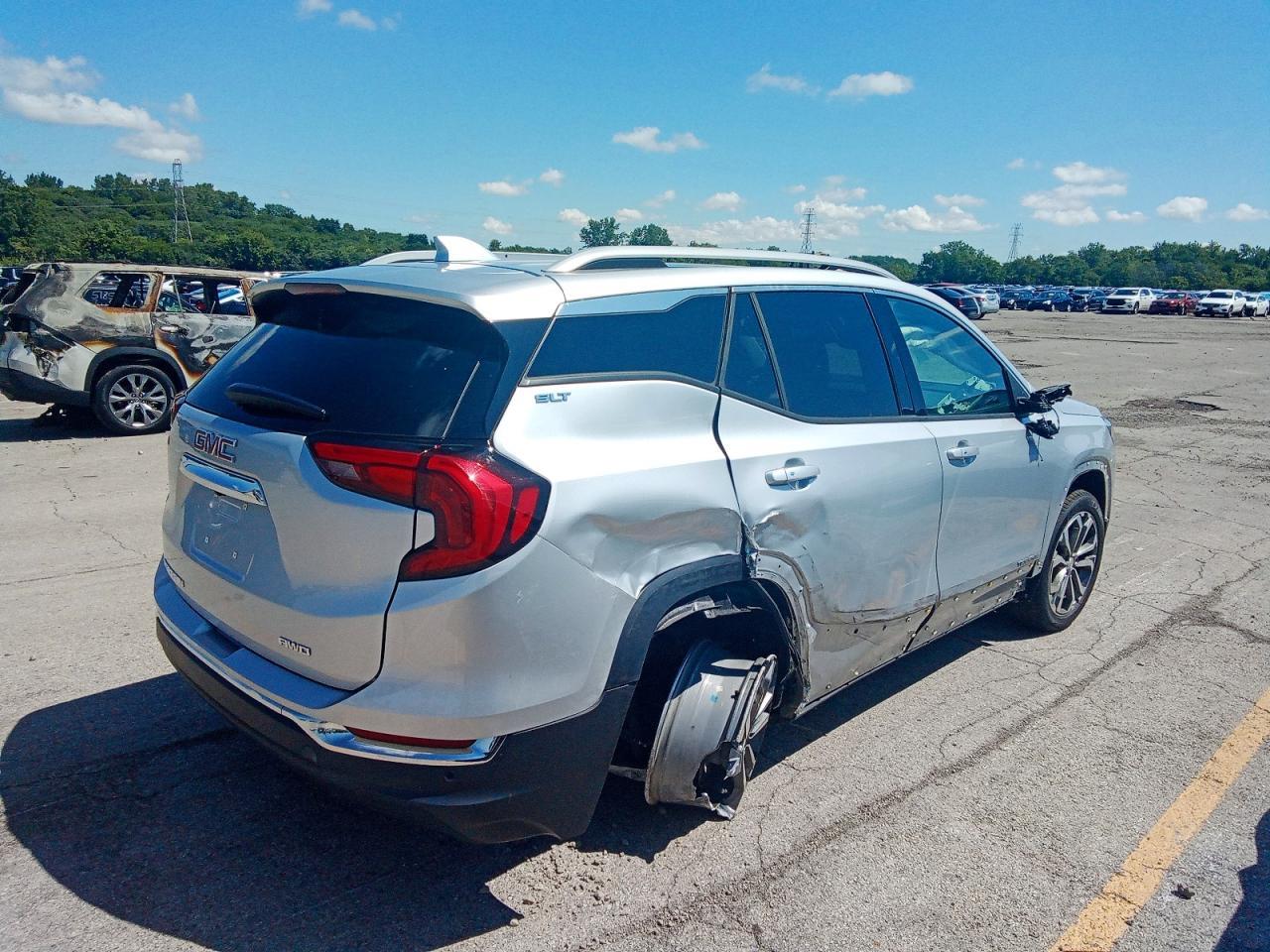 2021 GMC Terrain Slt - Фото 3