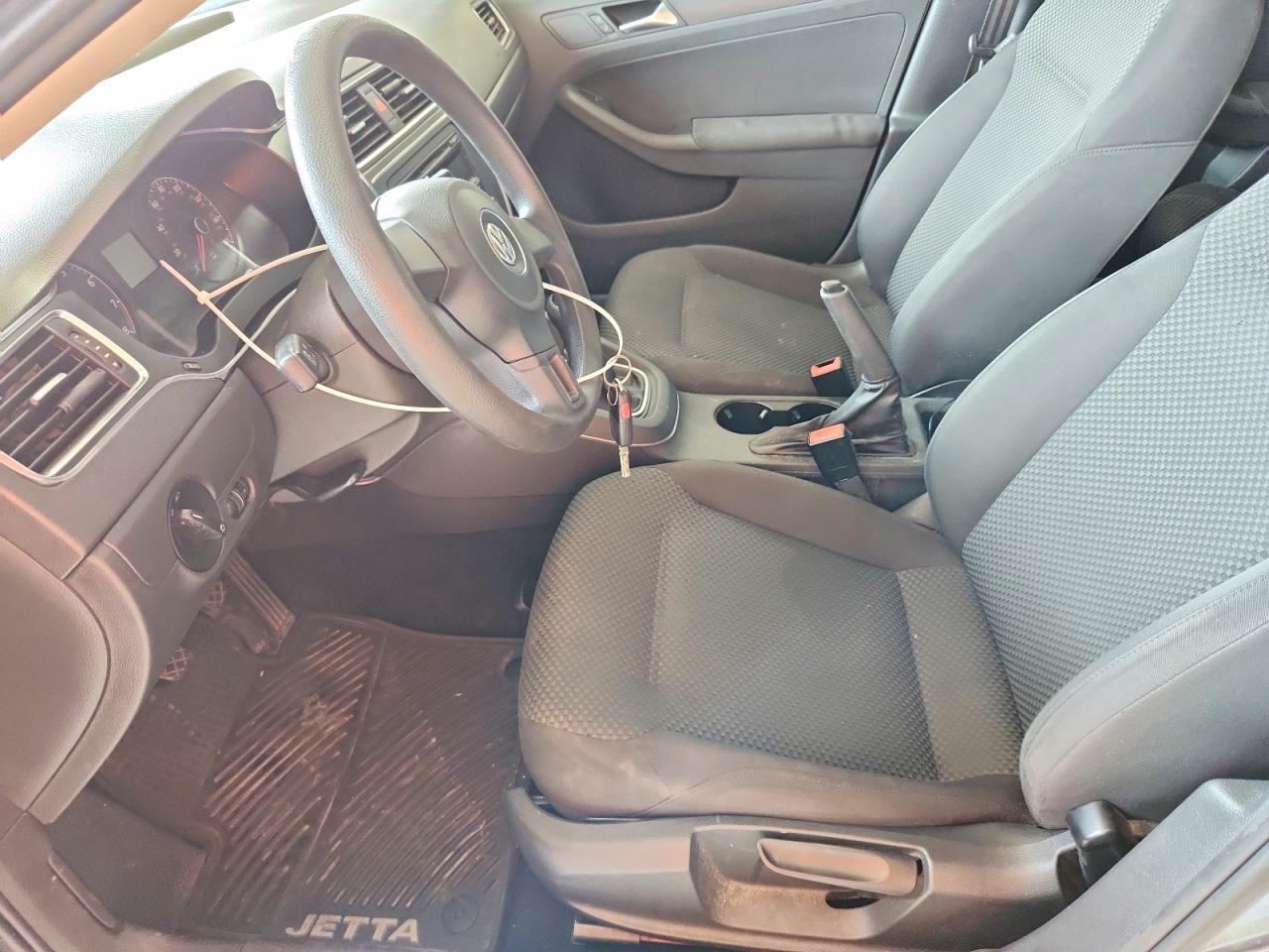 2012 Volkswagen Jetta Base/S - Фото 7