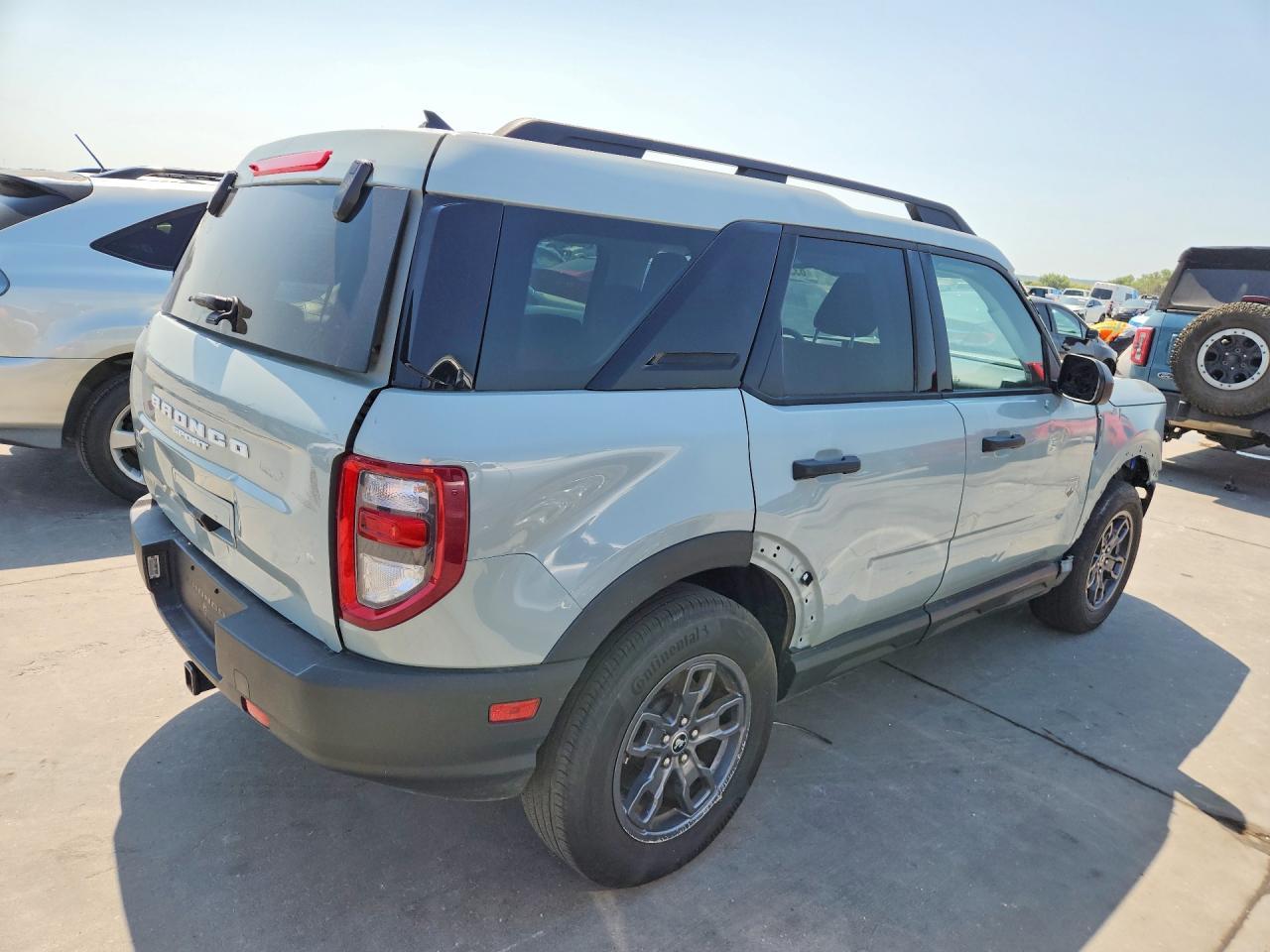 2024 Ford Bronco Sport Big Bend - Image 3