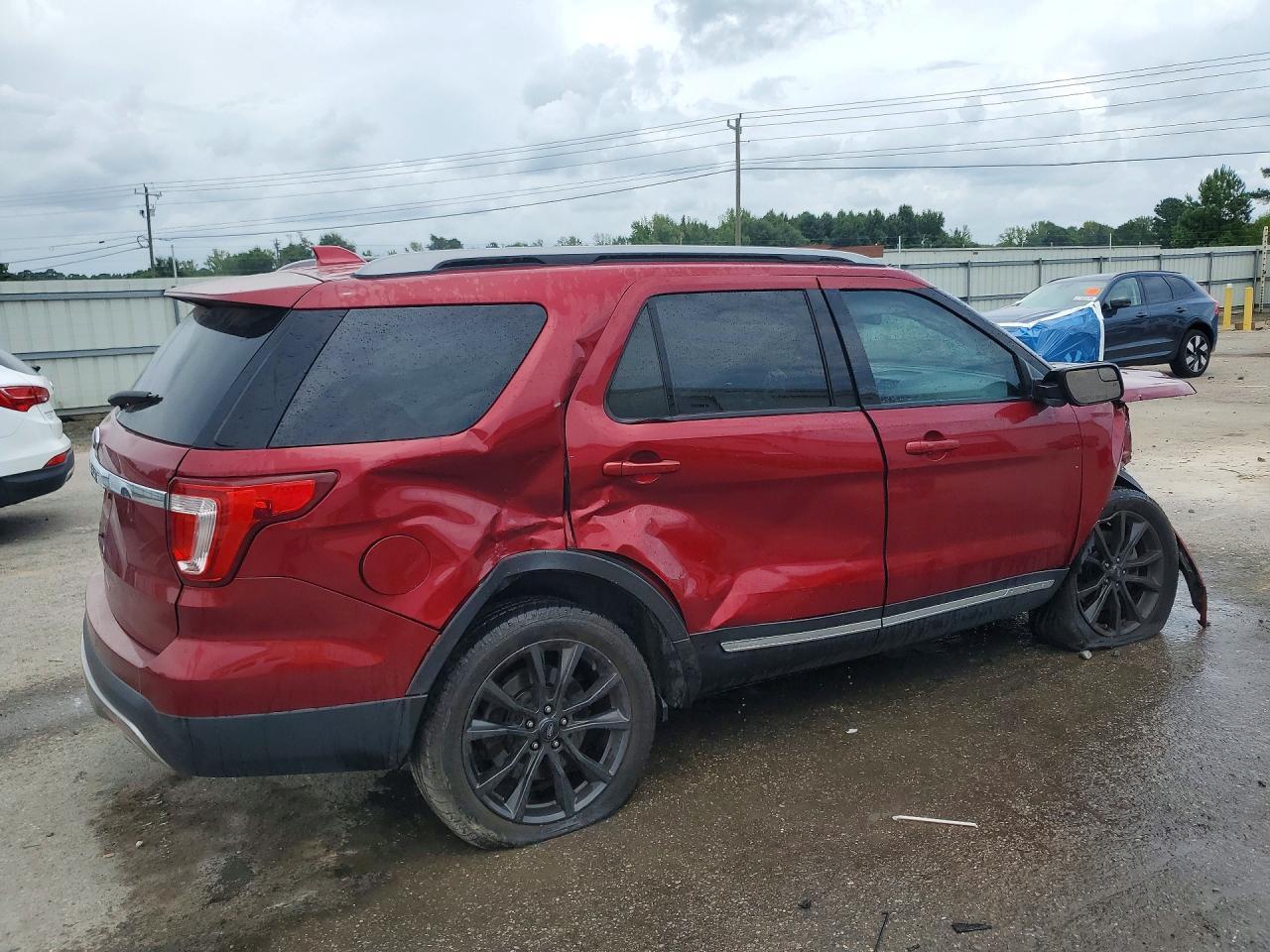 2017 Ford Explorer Xlt - Фото 3