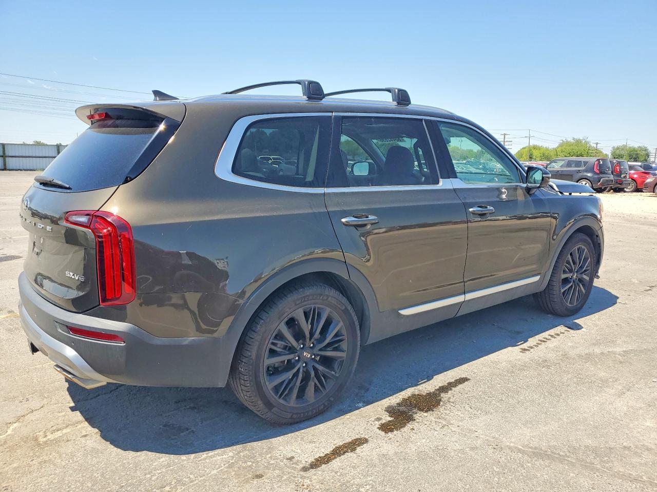 2021 Kia Telluride Sx - Image 3