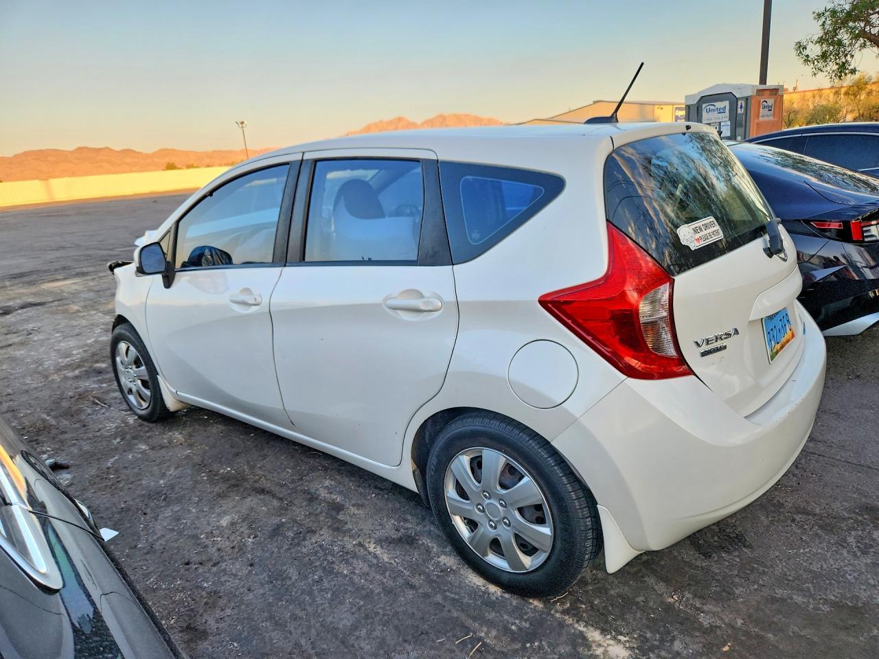 2014 Nissan Versa Note Sv - Image 2