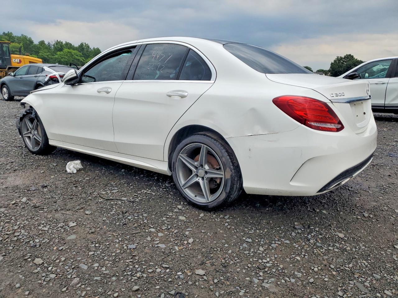 2015 Mercedes-Benz C 300 4Matic - Фото 2