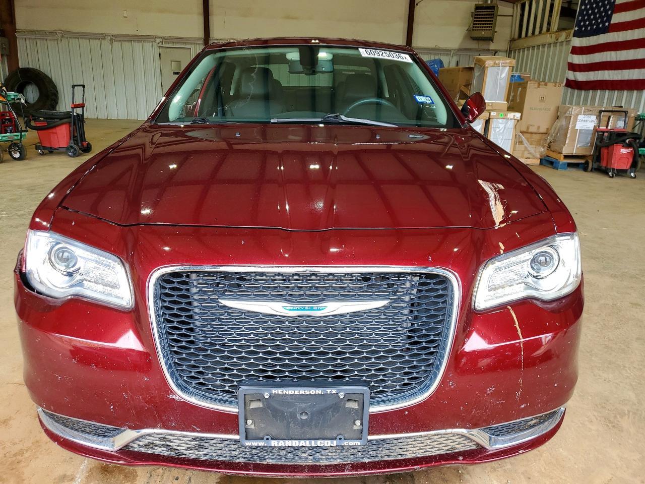 2017 Chrysler 300 Limited - Image 5