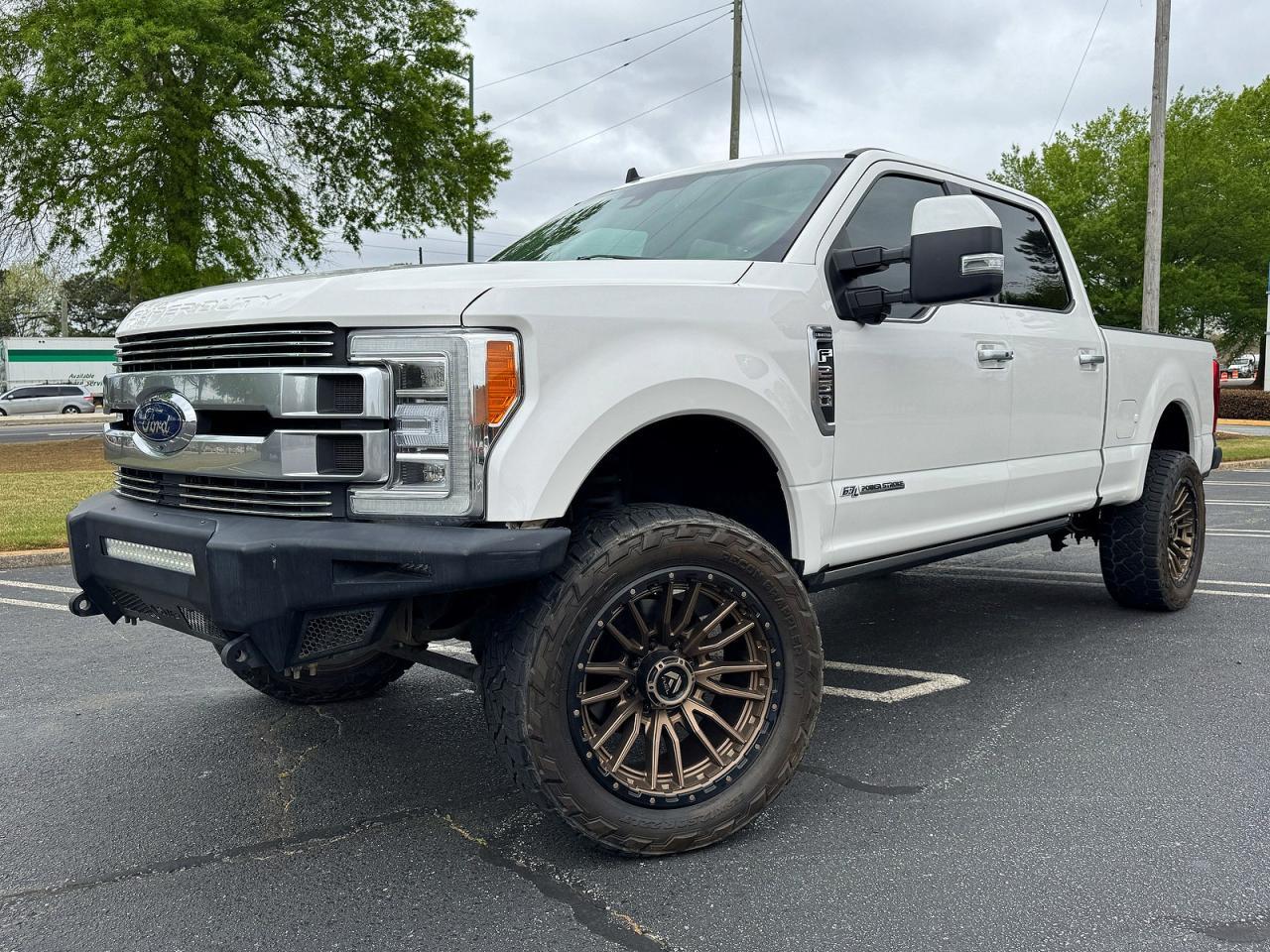2019 Ford F250 Super Duty - Image 2