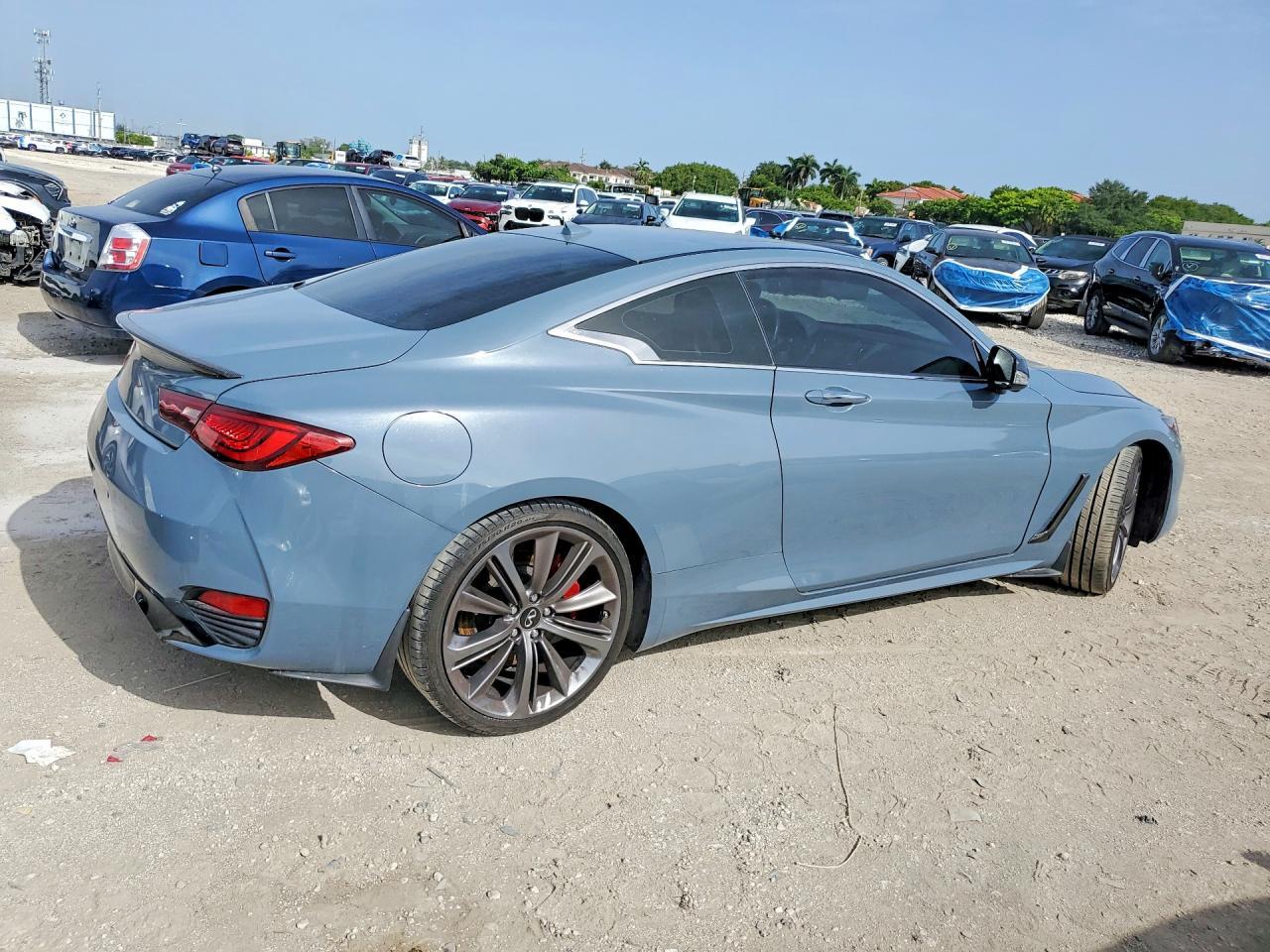 2021 Infiniti Q60 Red Sport 400 - Фото 3