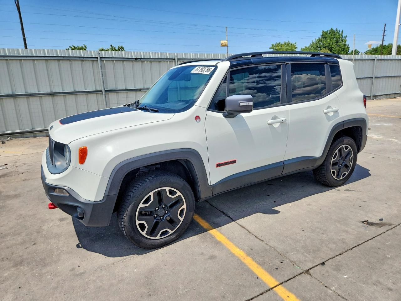 2016 Jeep Renegade Trailhawk