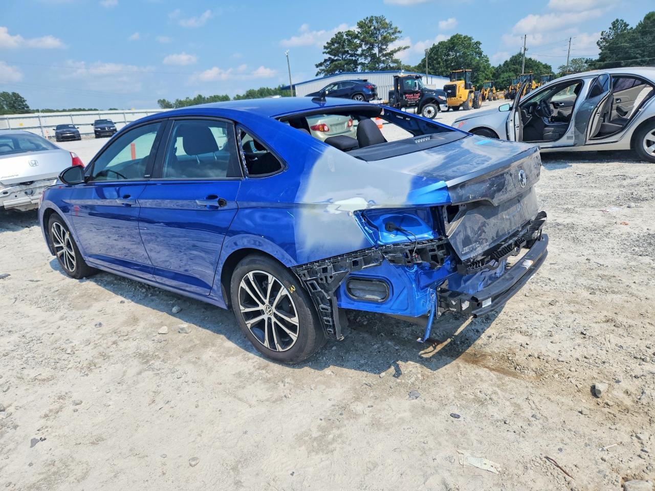 2024 Volkswagen Jetta Sport - Image 2