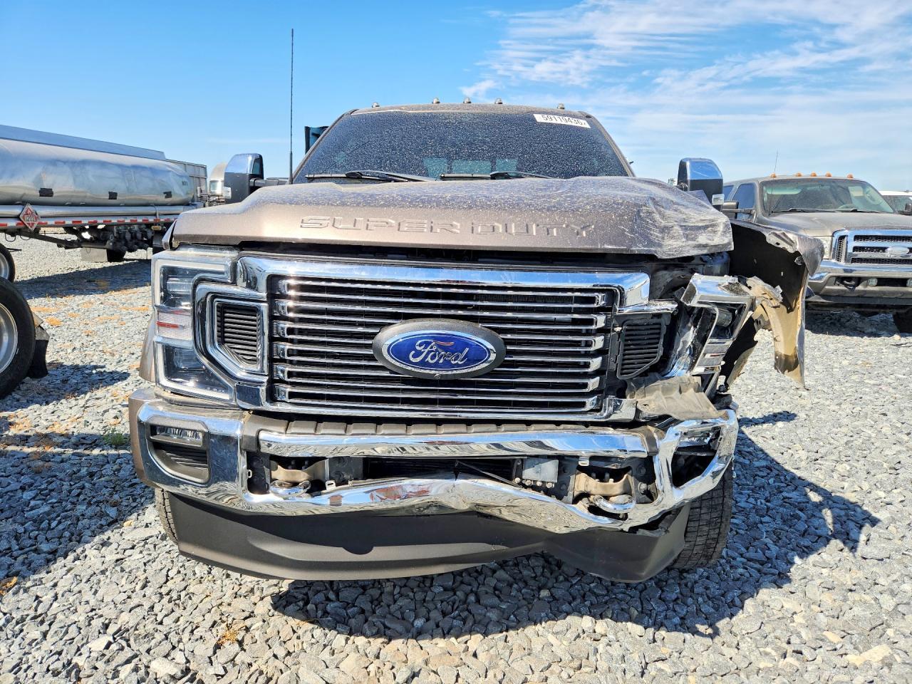 2022 Ford F450 Super Duty - Image 5