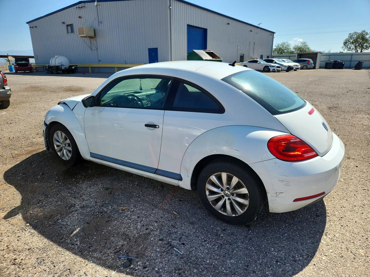 2014 Volkswagen Beetle - Image 2