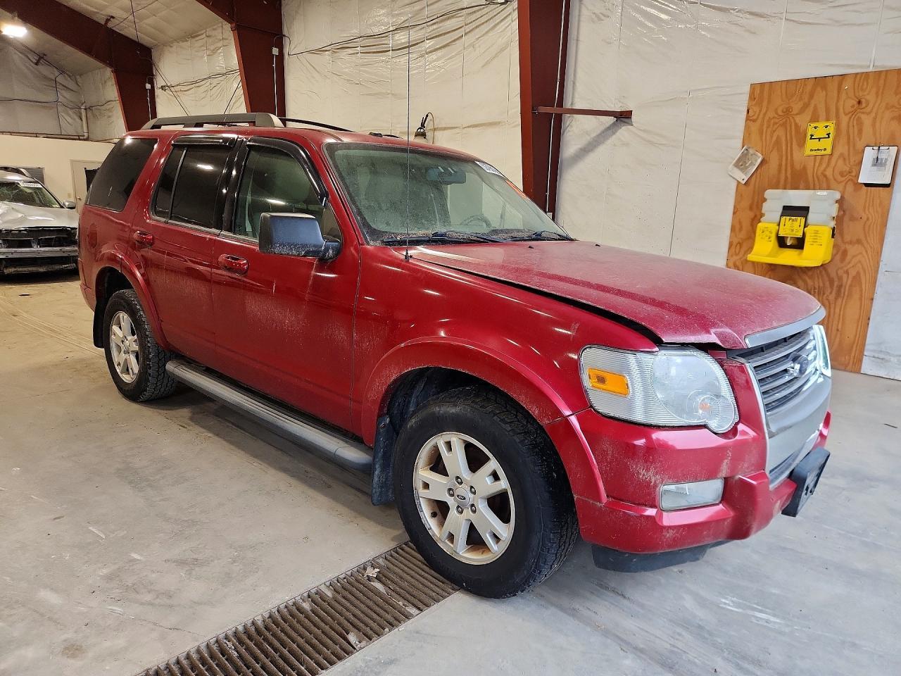 2010 Ford Explorer Xlt - Image 4