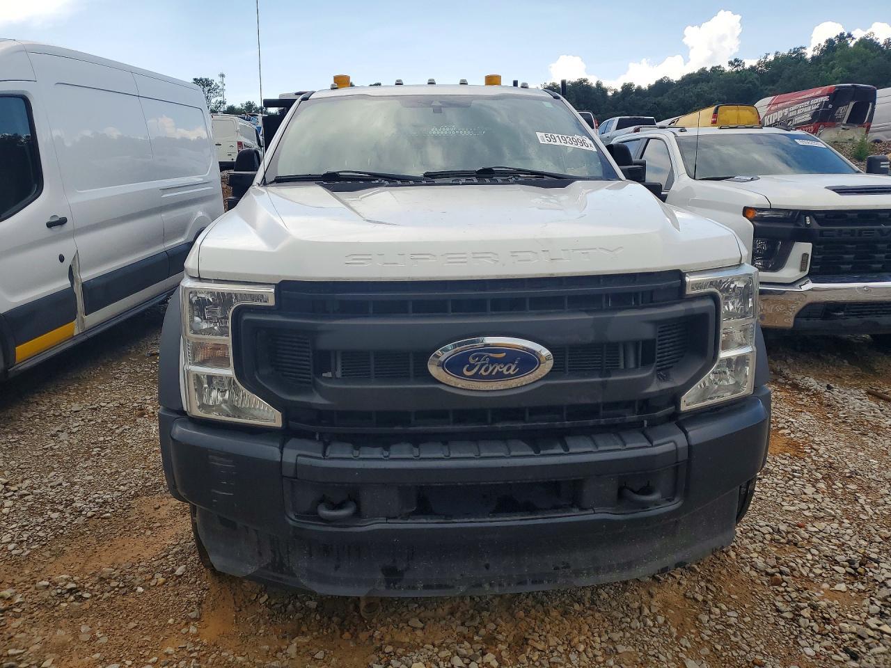 2021 Ford F450 Super Duty - Фото 5