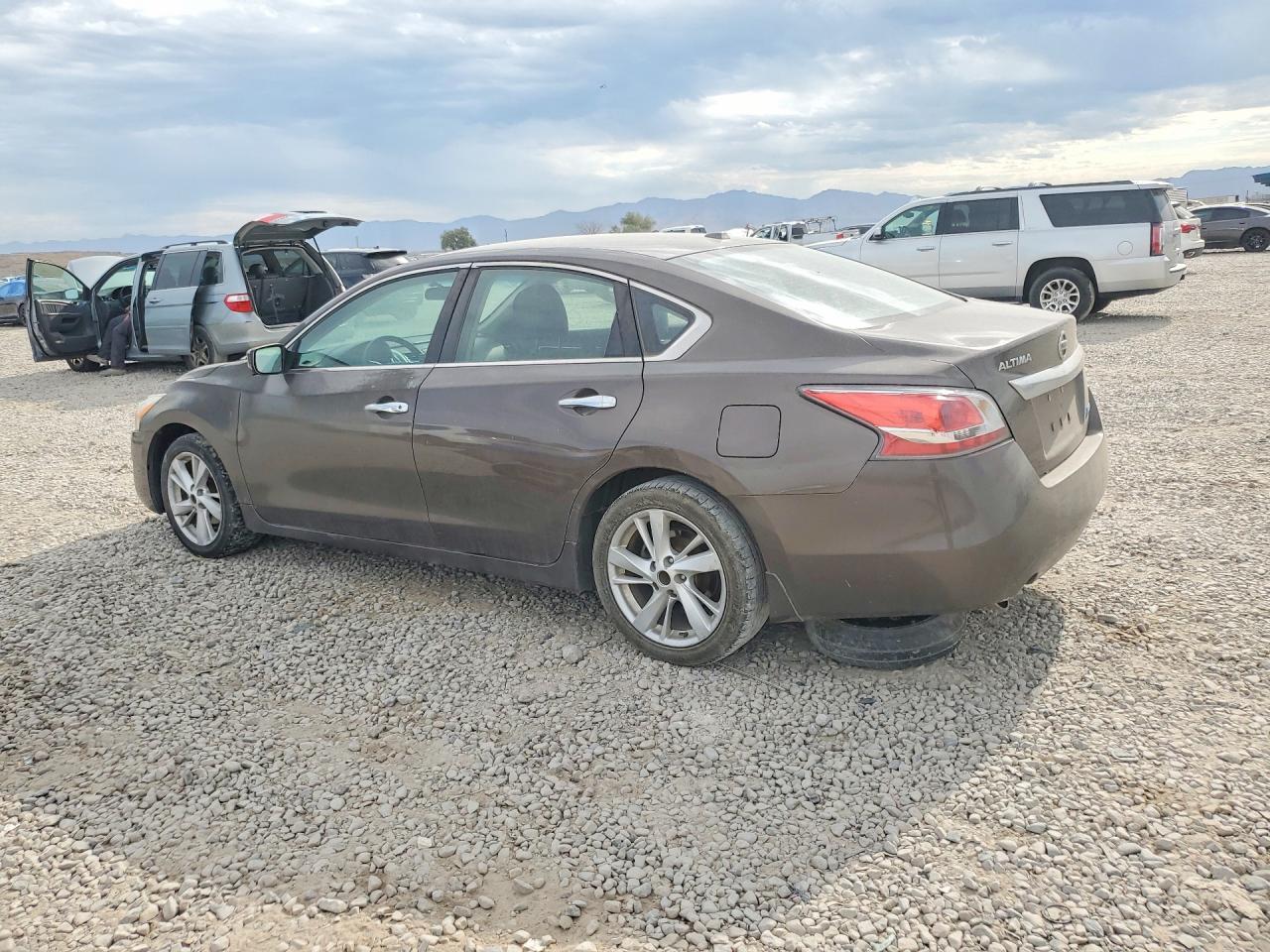 2014 Nissan Altima 2.5 Sv - Фото 2