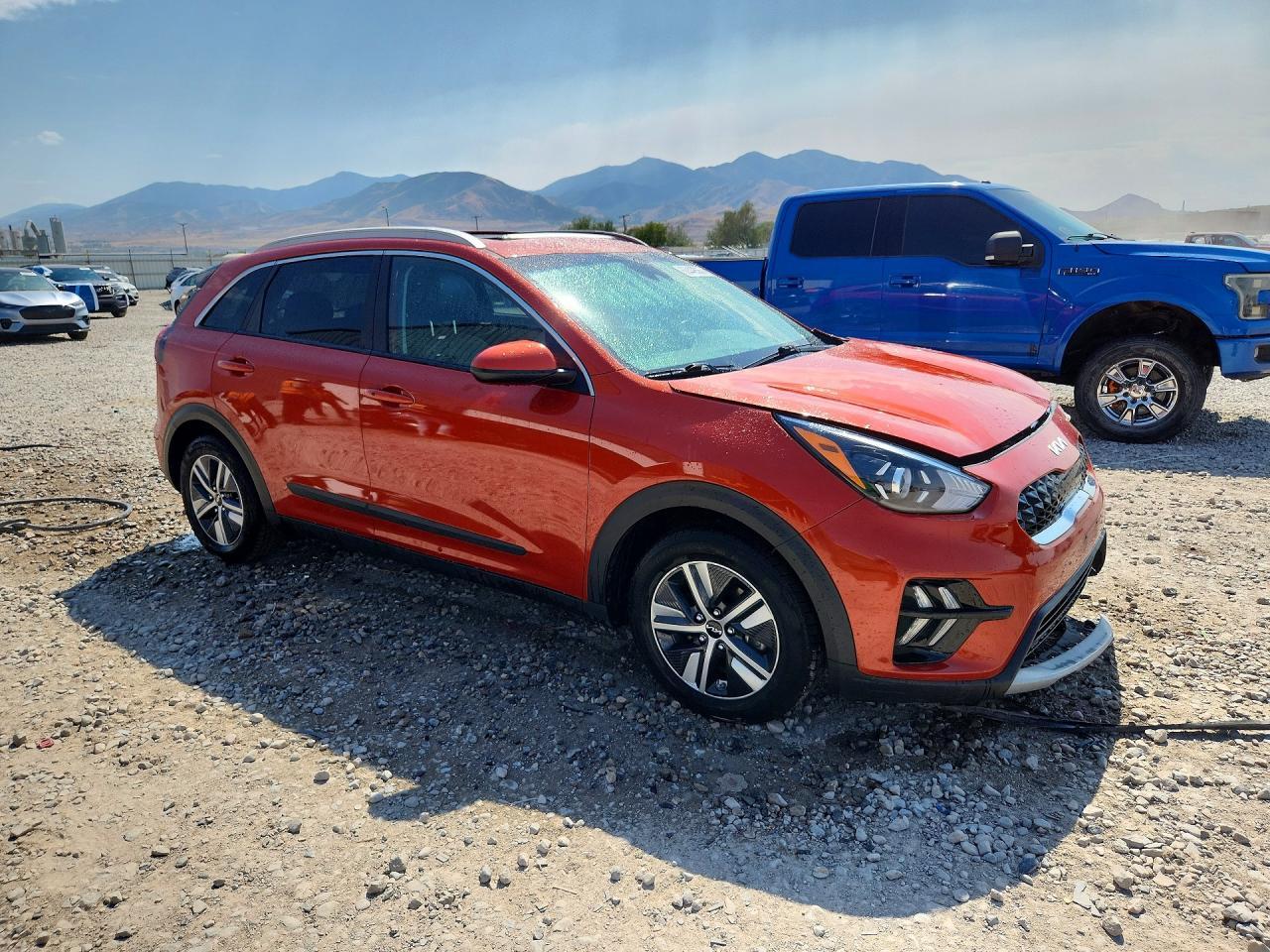 2022 Kia Niro Lxs Special Edition - Image 4