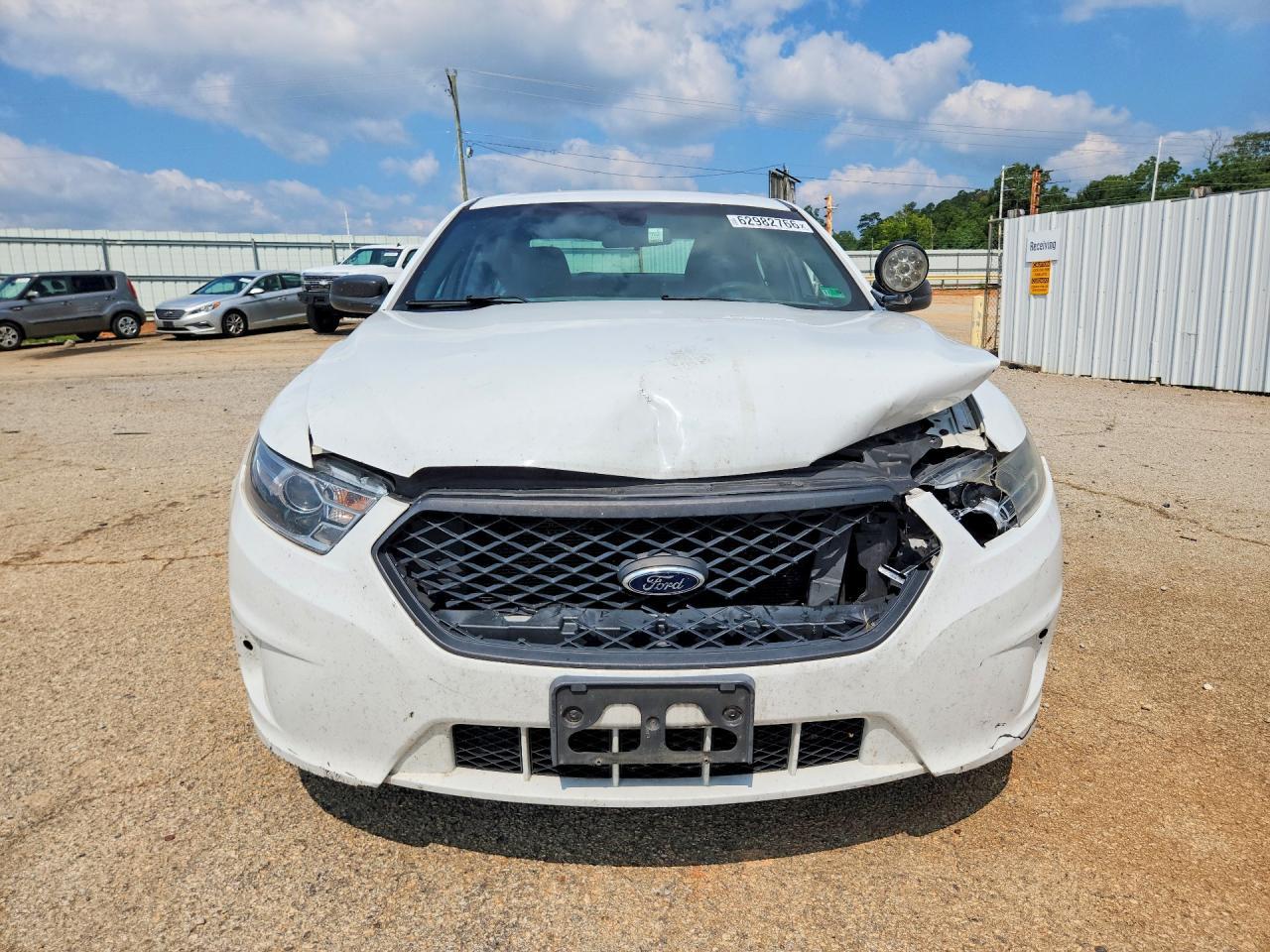 2015 Ford Taurus Police Interceptor - Фото 5