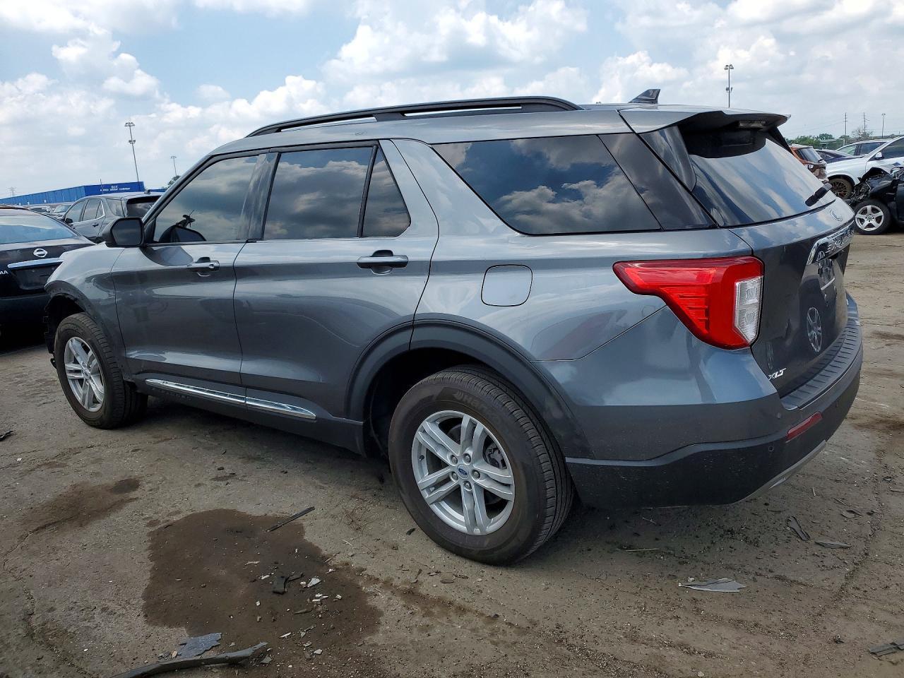 2024 Ford Explorer Xlt - Фото 2