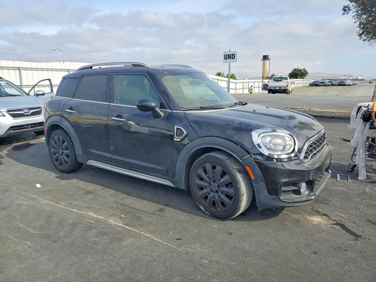 2017 Mini Cooper S Countryman - Image 4