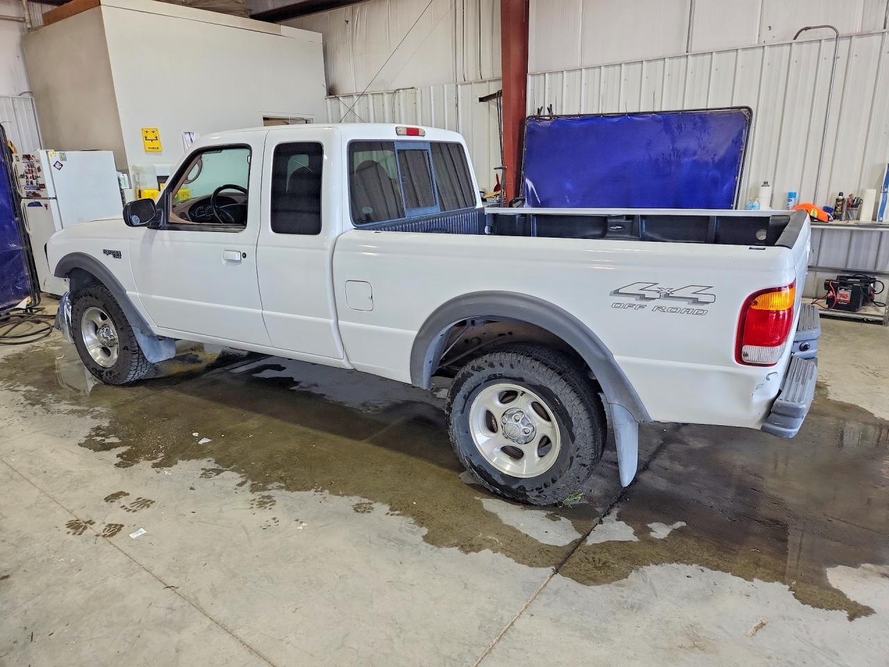 1998 Ford Ranger Super Cab - Image 2