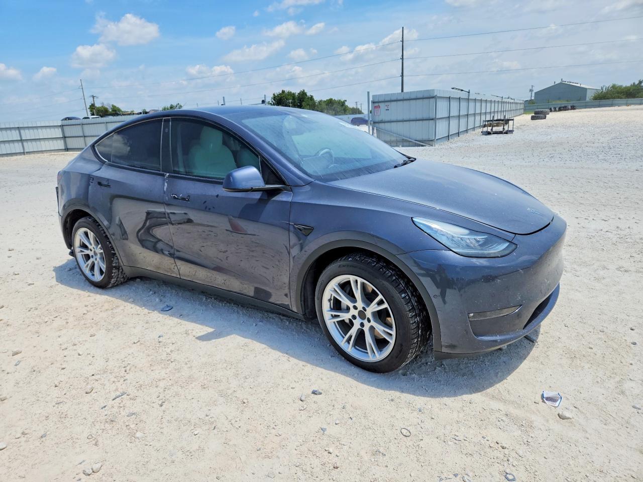 2021 Tesla Model Y - Image 4