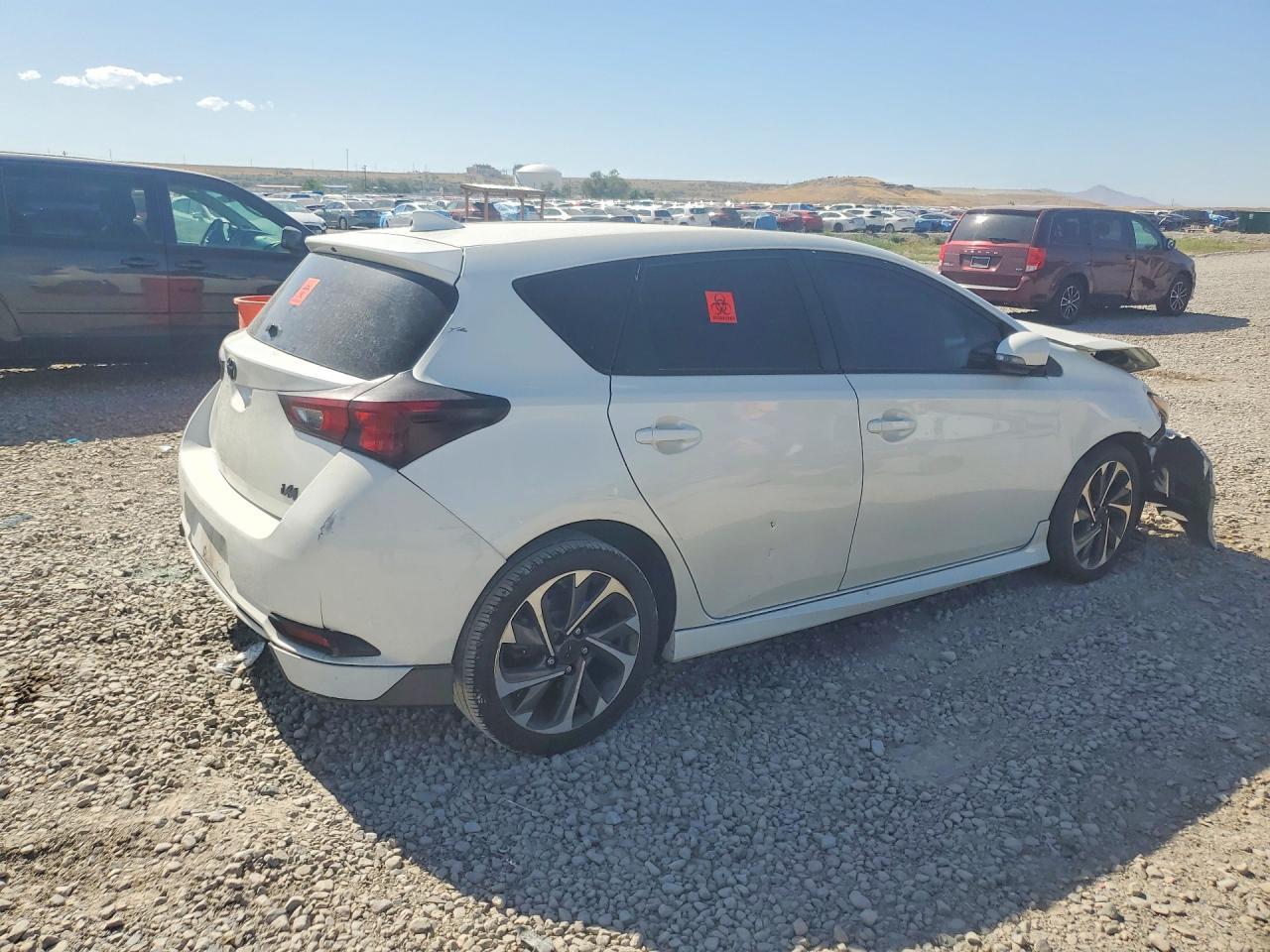 2017 Toyota Corolla Im Base - Image 3