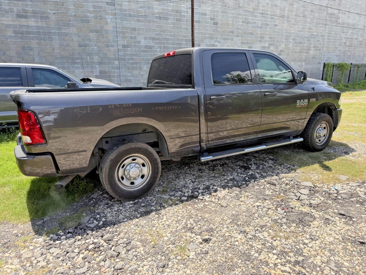 2018 Ram 2500 St - Image 4