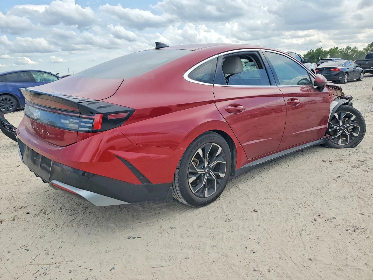 2024 Hyundai Sonata Sel - Image 3