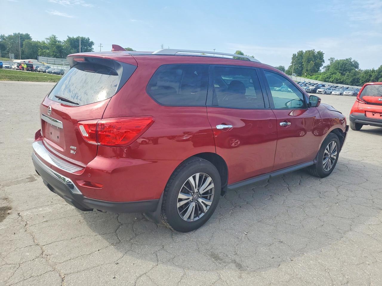 2020 Nissan Pathfinder Sv - Image 3
