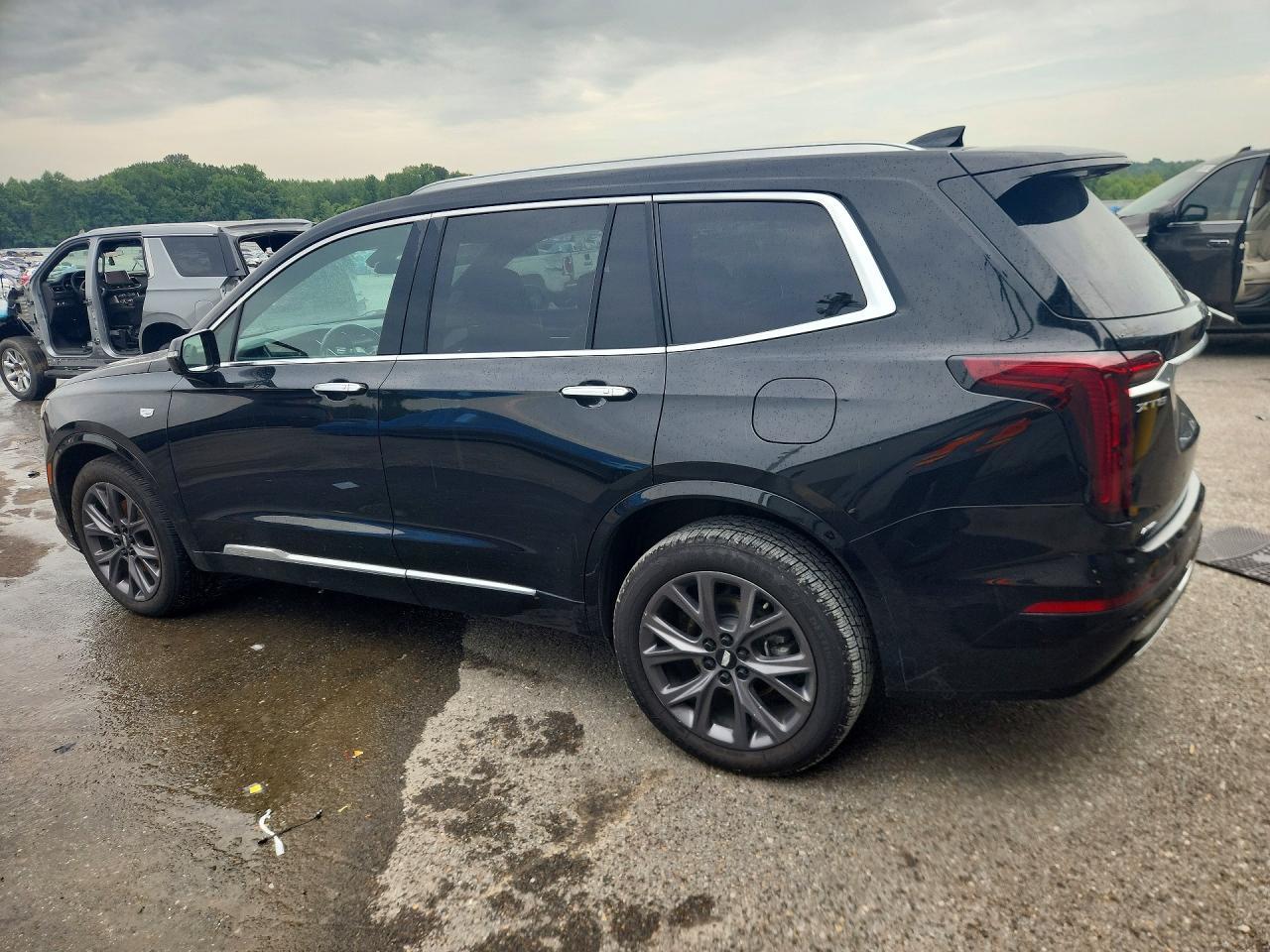 2020 Cadillac Xt6 Premium Luxury - Image 2