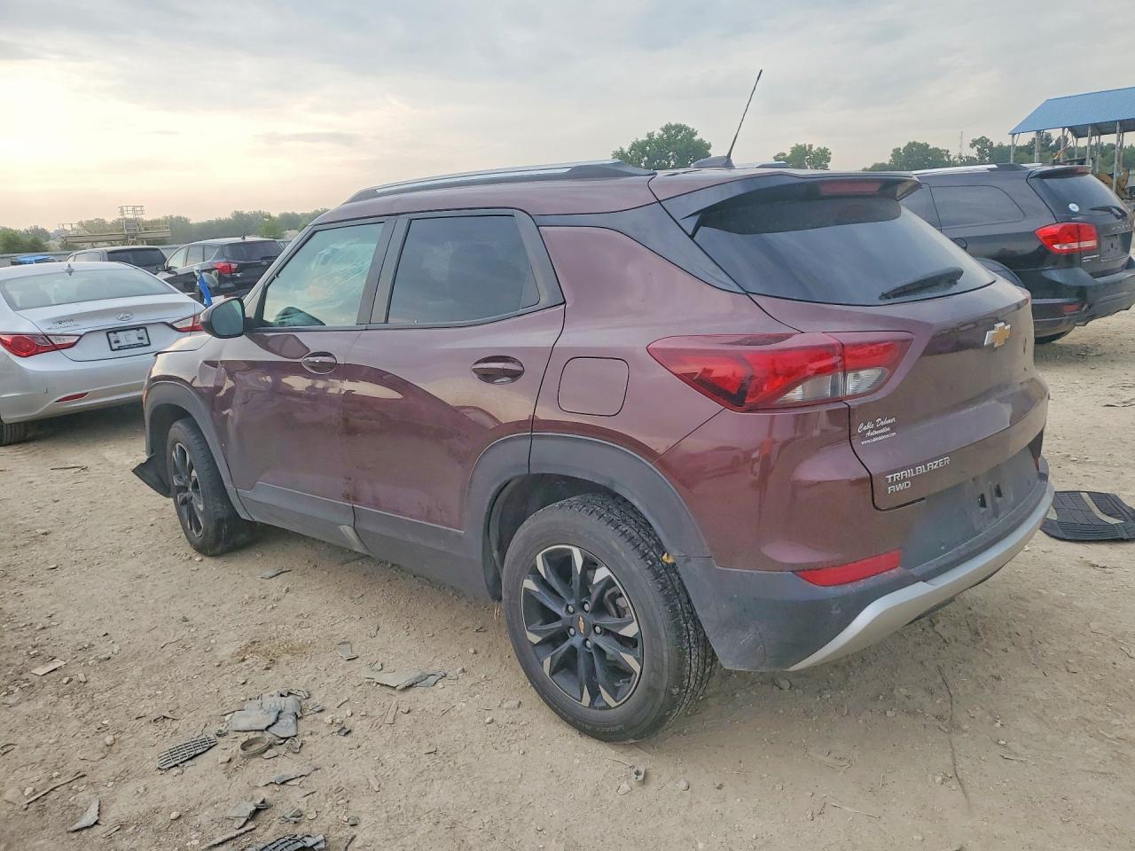 2022 Chevrolet Trailblazer Lt - Фото 2