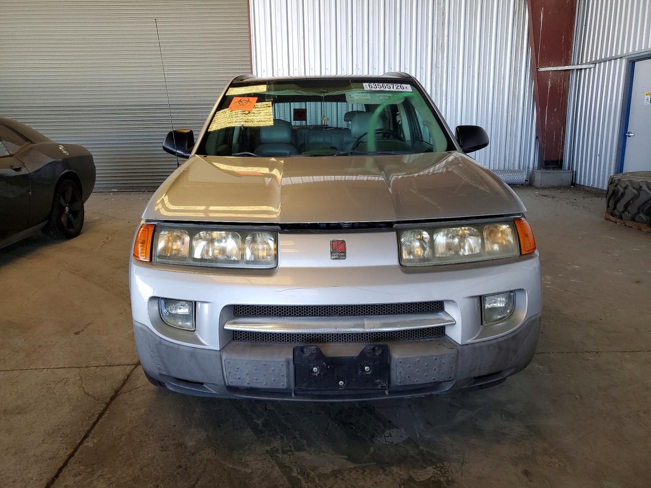 2004 Saturn Vue - Image 5