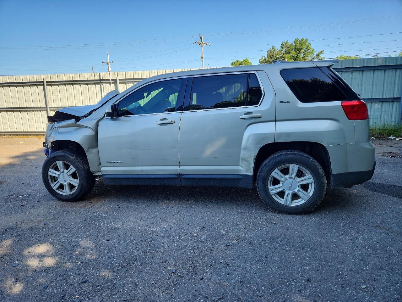 2014 GMC Terrain Sle - Image 2