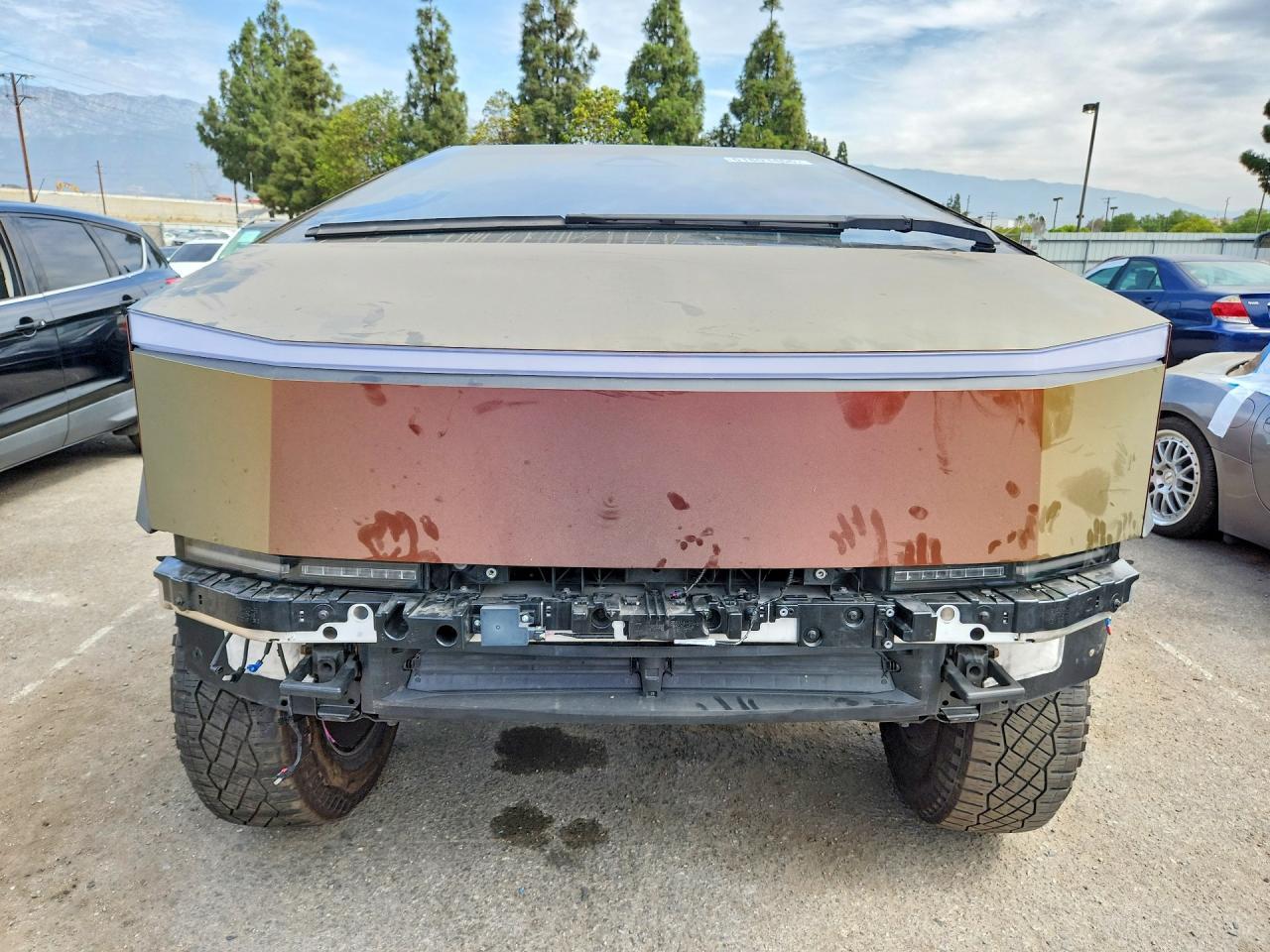 2024 Tesla Cybertruck - Фото 5