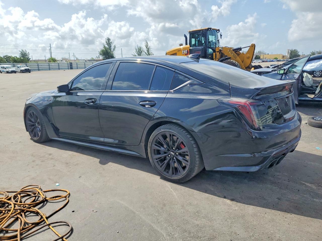 2024 Cadillac Ct5-V Blackwing - Фото 2