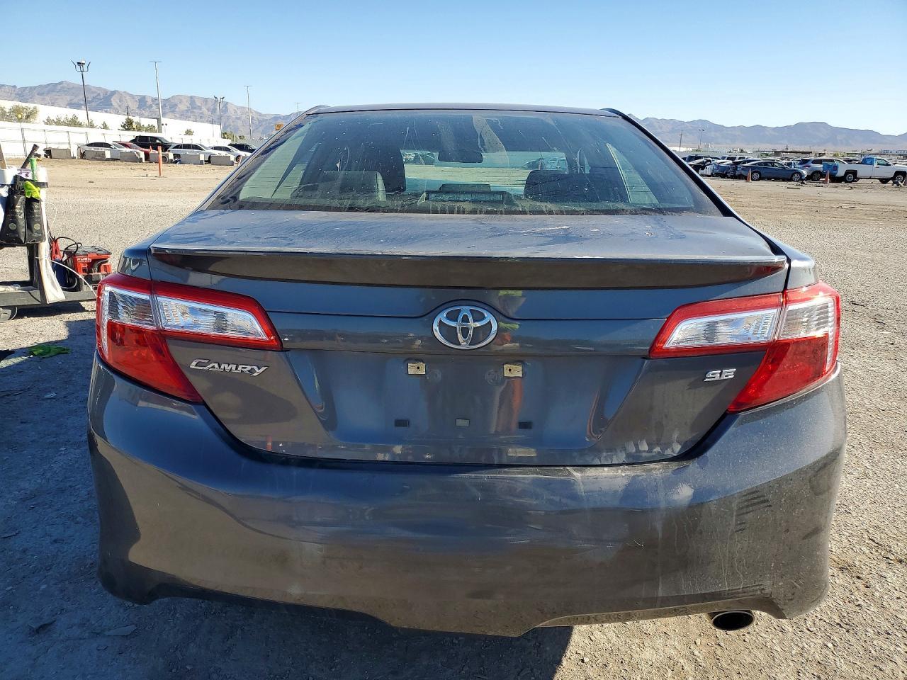 2013 Toyota Camry Se - Фото 6