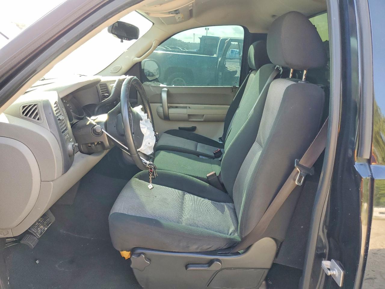 2008 Chevrolet Silverado C1500 - Image 7