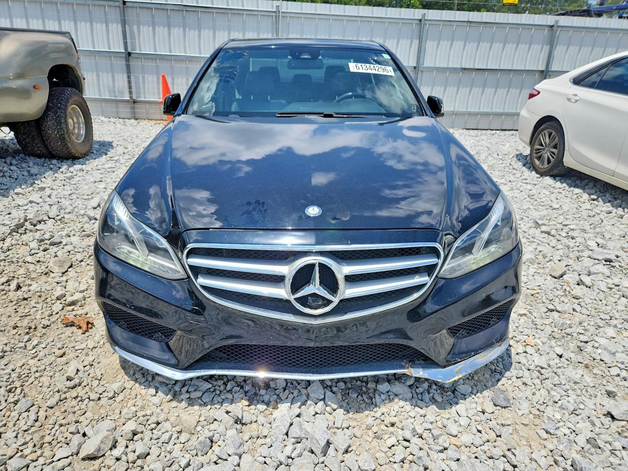 2016 Mercedes-Benz E 350 4Matic - Image 5