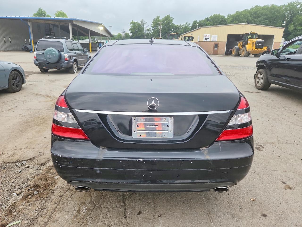 2009 Mercedes-Benz S 550 4Matic - Image 6