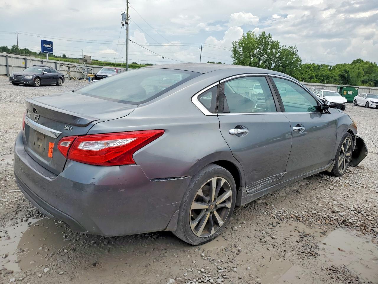 2016 Nissan Altima 2.5 Sr - Image 3