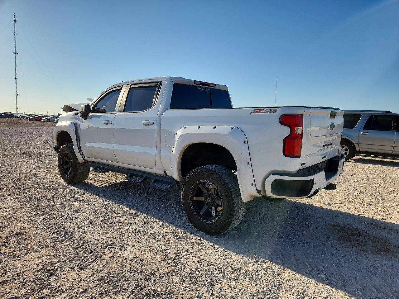 2024 Chevrolet Silverado K1500 Rst - Фото 2