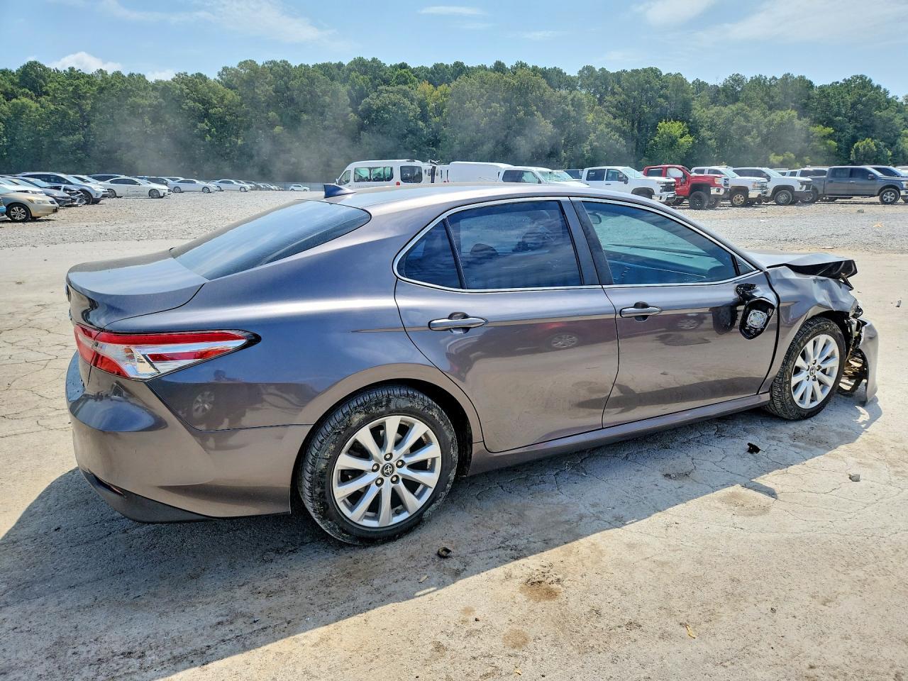 2019 Toyota Camry - Фото 3