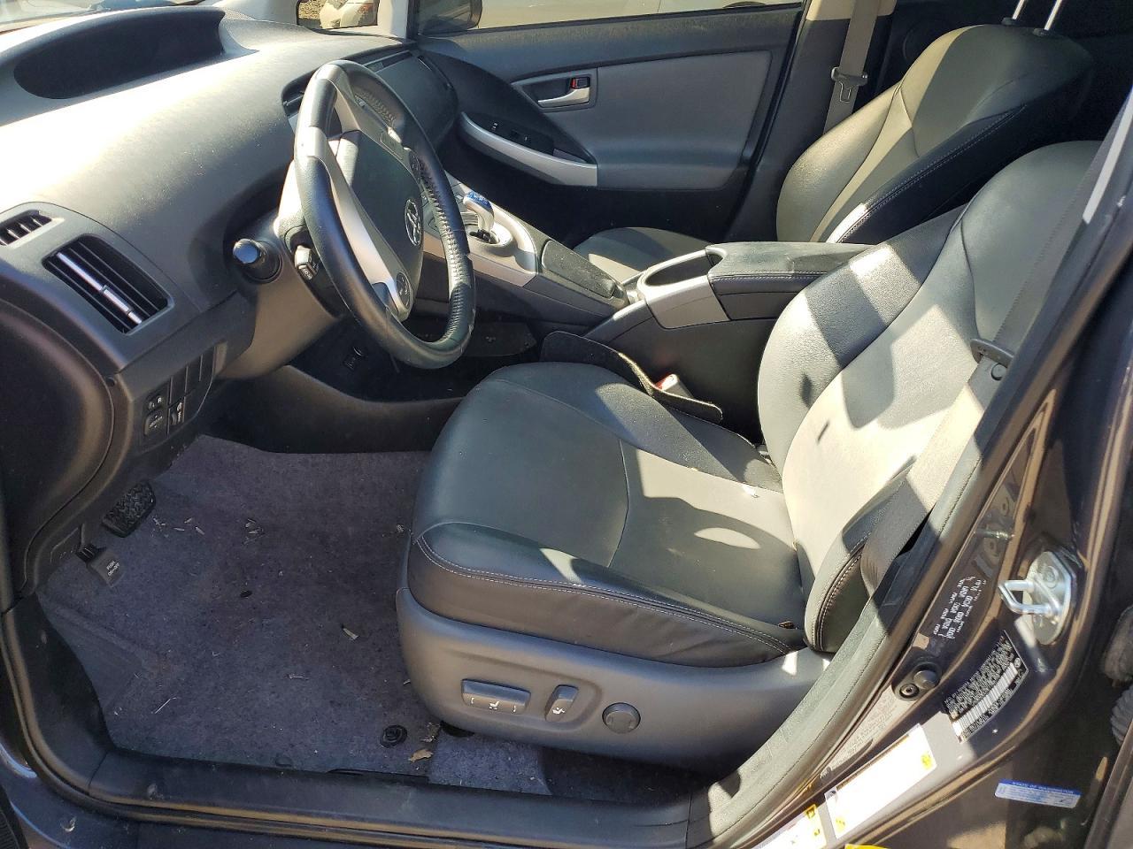 2014 Toyota Prius Four - Фото 7