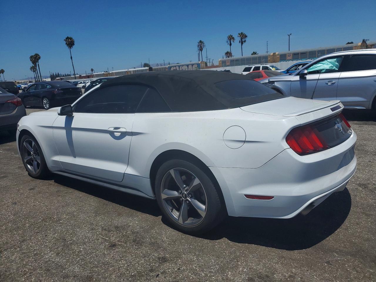 2015 Ford Mustang - Image 2