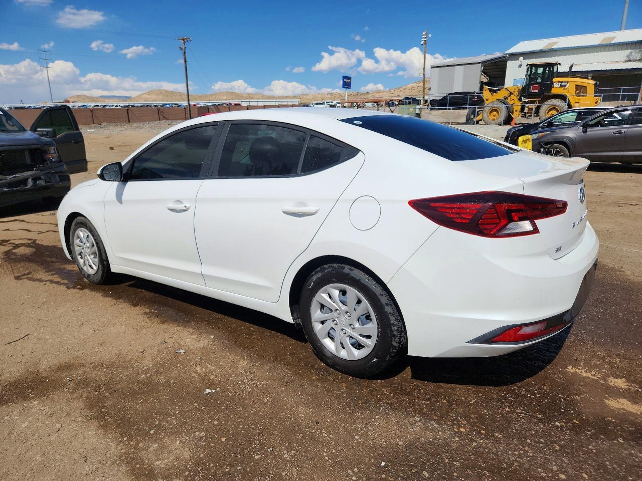 2019 Hyundai Elantra Se - Фото 2