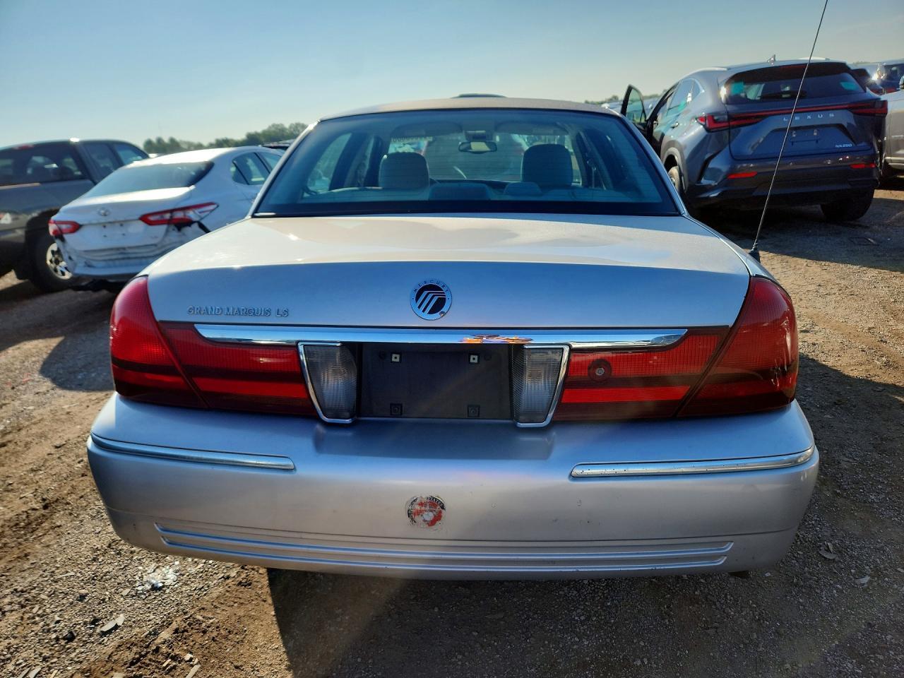 2005 Mercury Grand Marquis Ls - Image 6