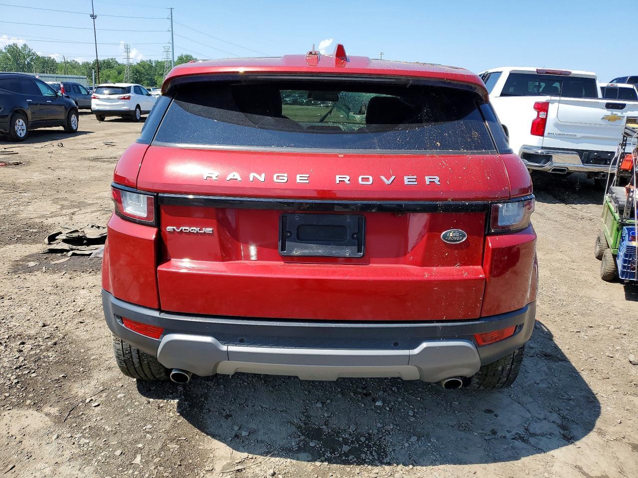 2018 Land Rover Range Rover Evoque Se - Image 6
