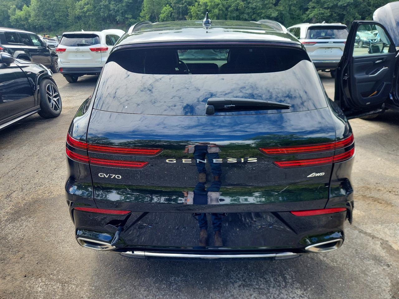 2026 Genesis Gv70 Sport Prestige - Image 6