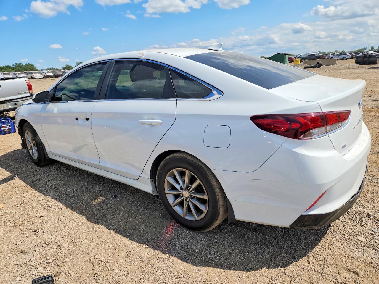 2018 Hyundai Sonata Se - Фото 2